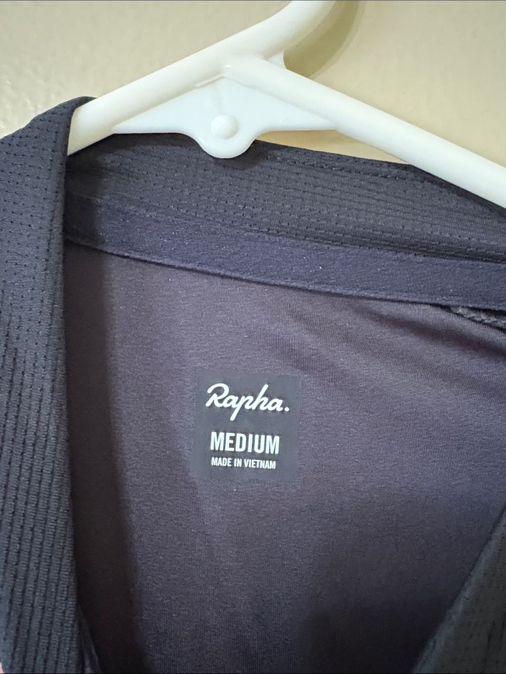 Rapha Pro Team Training Black & Grey Men’s Cycling Jersey - Picture 2 of 3